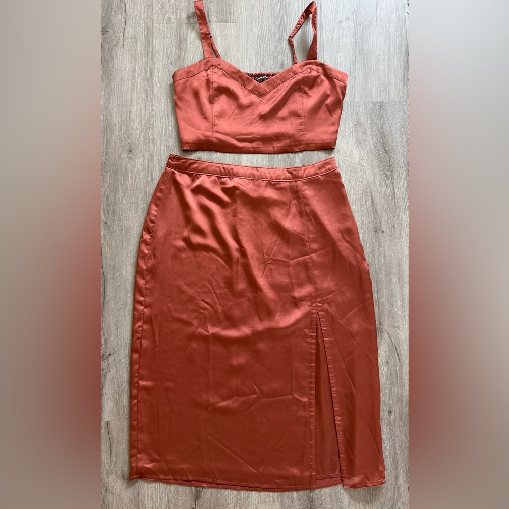 Abercrombie & Fitch Satin Two-Piece Set – Rust Crop Top + Midi Skirt (XL)